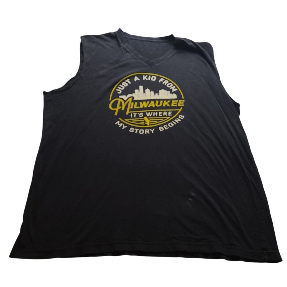 Just A Kid From Milwaukee Graphic Muscle Tee Sleeveless V-Neck Shirt Black XL